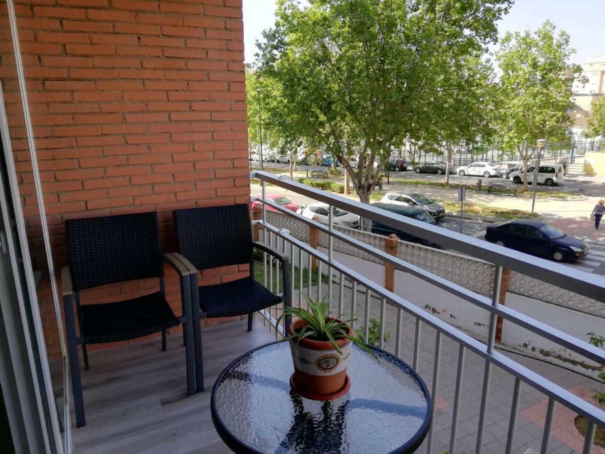 Apartamento Aurora Malaga Bagian luar foto