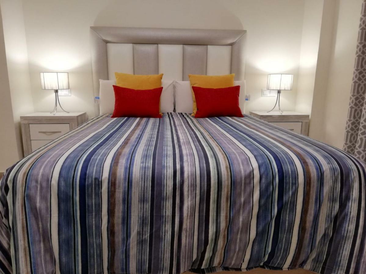 Apartamento Aurora Malaga Bagian luar foto