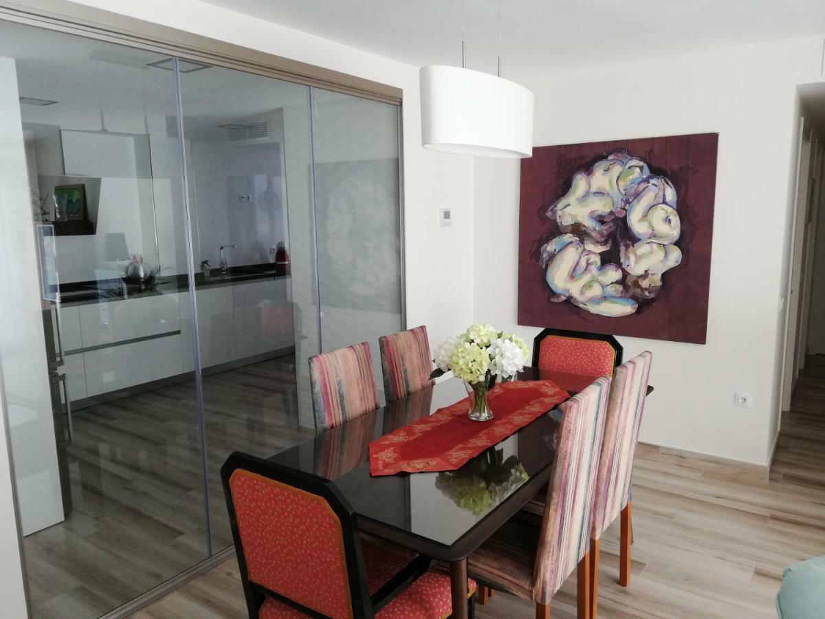 Apartamento Aurora Malaga Bagian luar foto