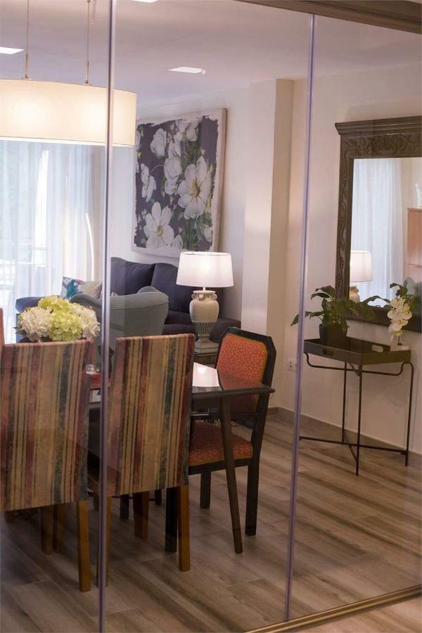 Apartamento Aurora Malaga Bagian luar foto